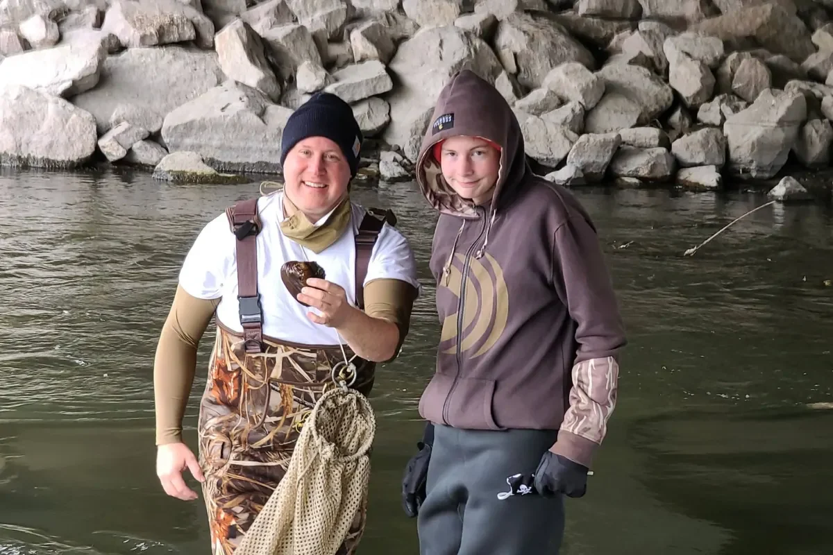 Troy & Ely Goodenau finding Elktoe Mussels